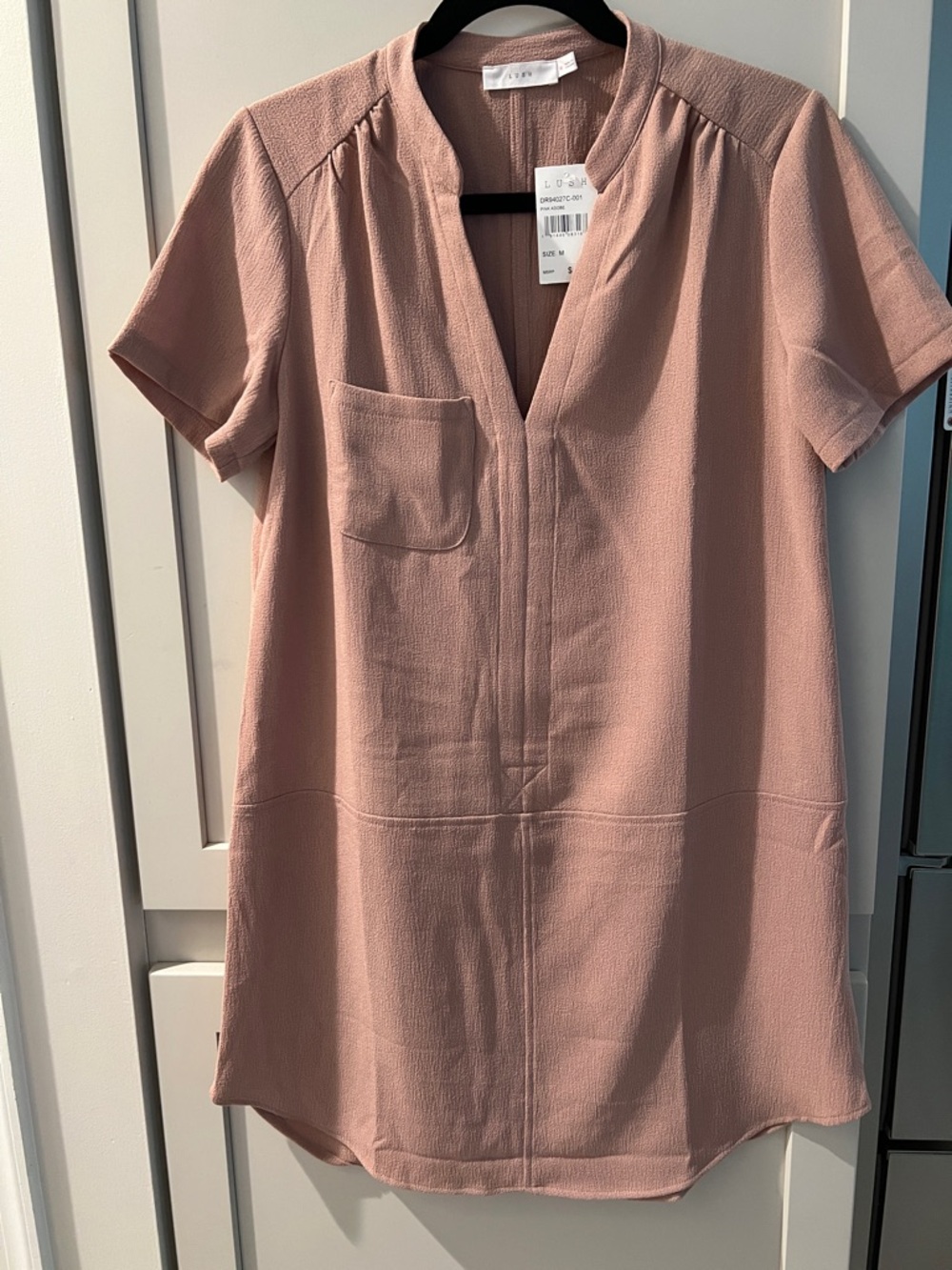 LUSH Blush Rose Short-Sleeve V-Neck Dress, size M, NWT